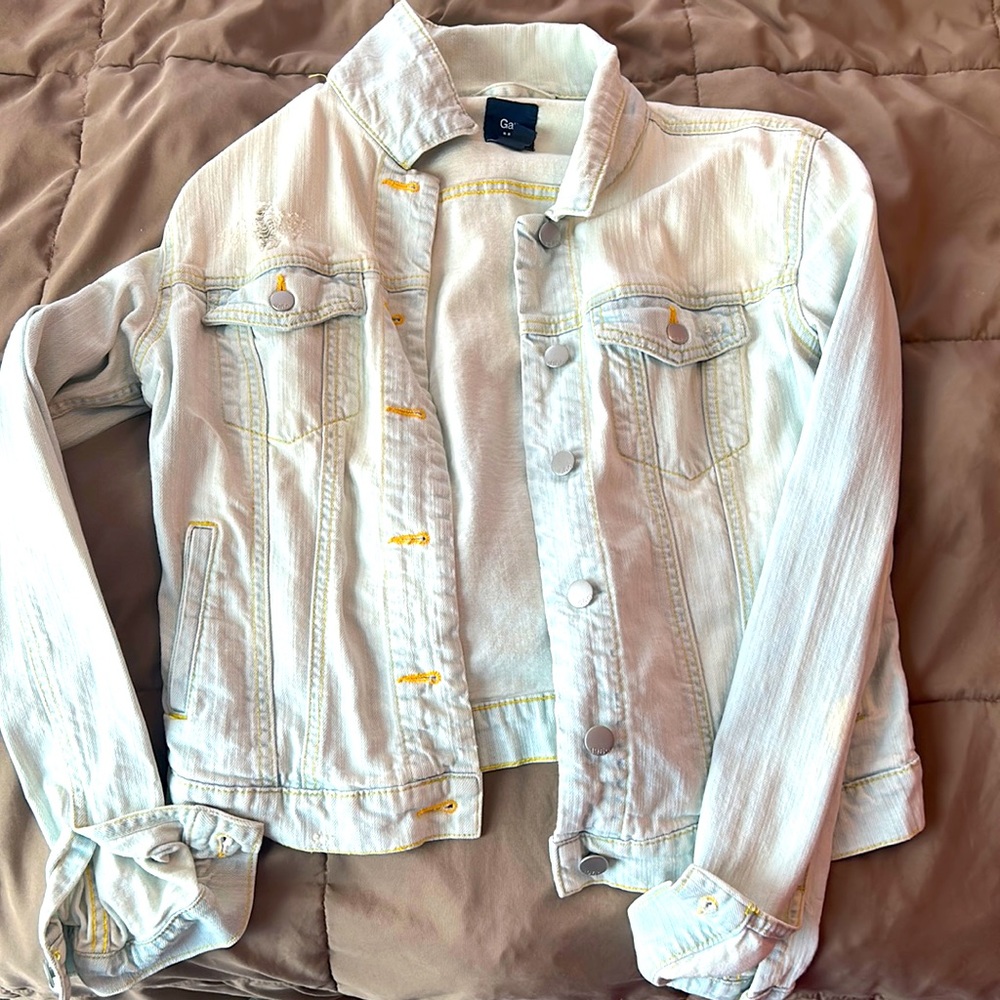 Light Wash Gap Vintage Jean Jacket